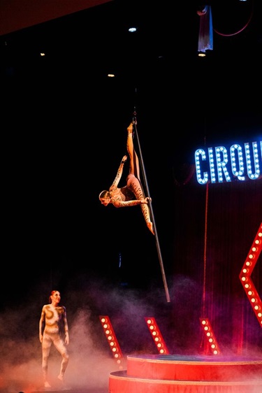 Cirque-Nouvelle-1.jpeg