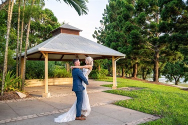 Heritage Garden wedding